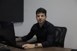 Richard Domingos scaled